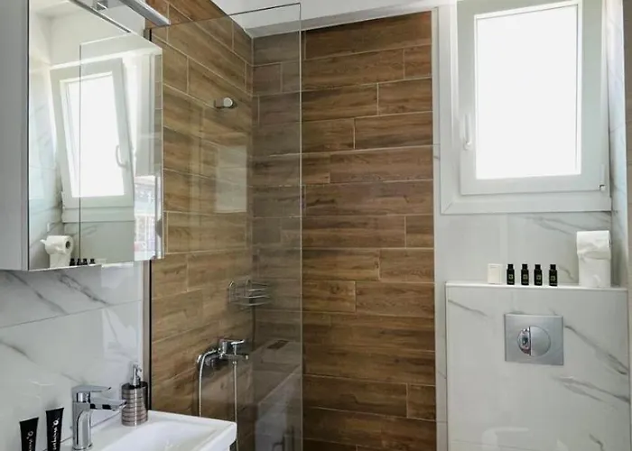 Athina Οφρύνιο